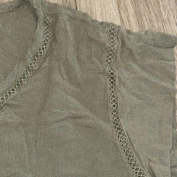 Buffalo David Bitton Womens XXL Olive Green Crochet Trim V-Neck Sleeveless Top - Picture 5 of 8